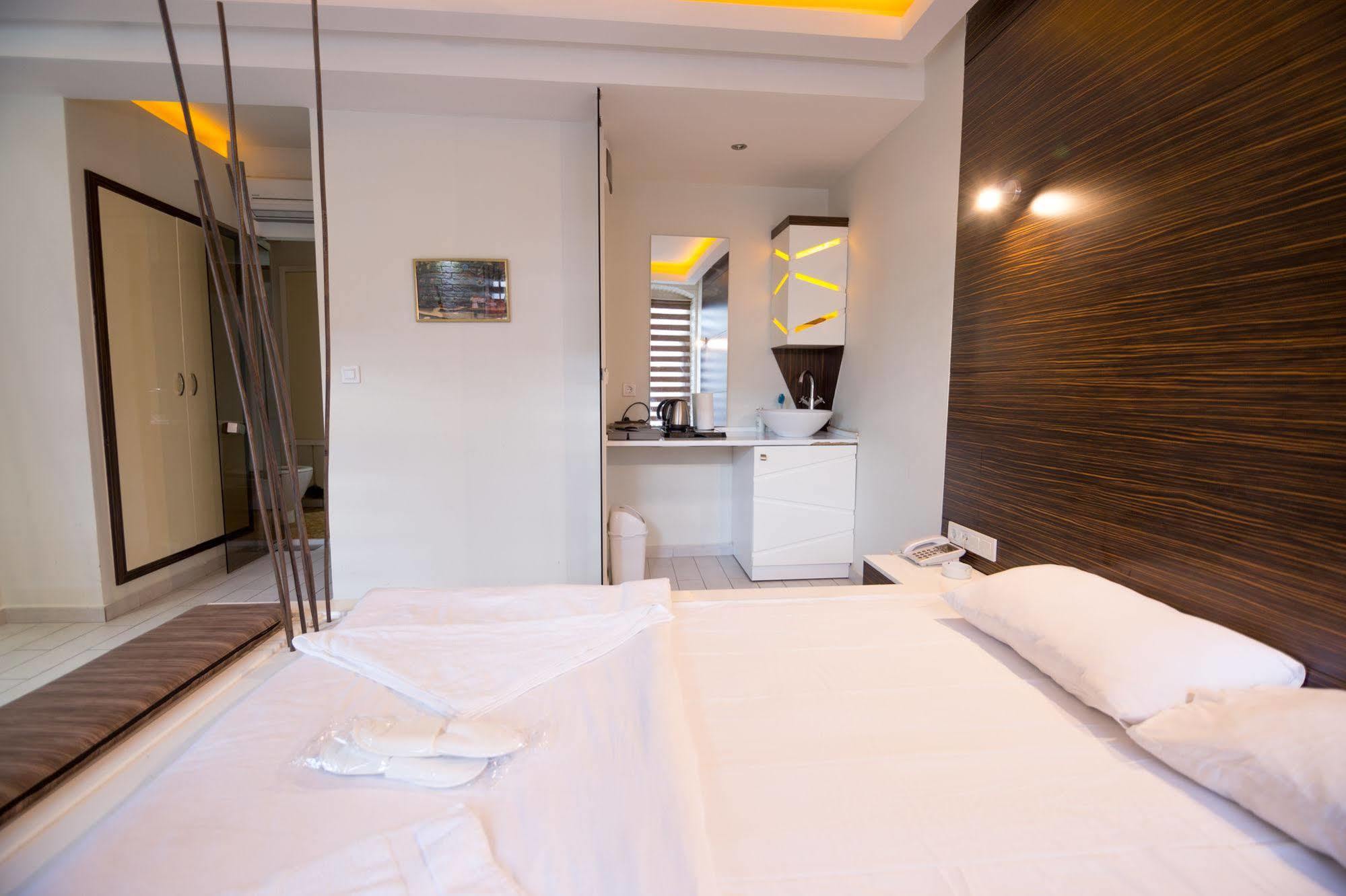 Element Suites Истанбул Екстериор снимка